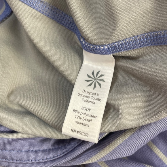 ATHLETA Chaturanga Capri Tights - Picture 9 of 10